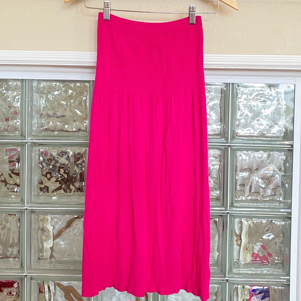 Hot pink tube dress! Super cute and comfortable!